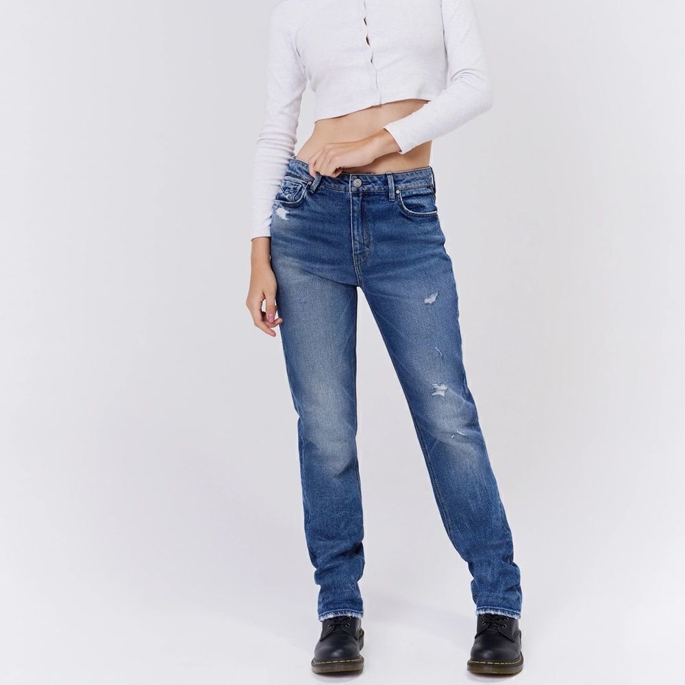 Unpublished BOBBIE Slouchy Distressed Step-Dad Jean in Mood